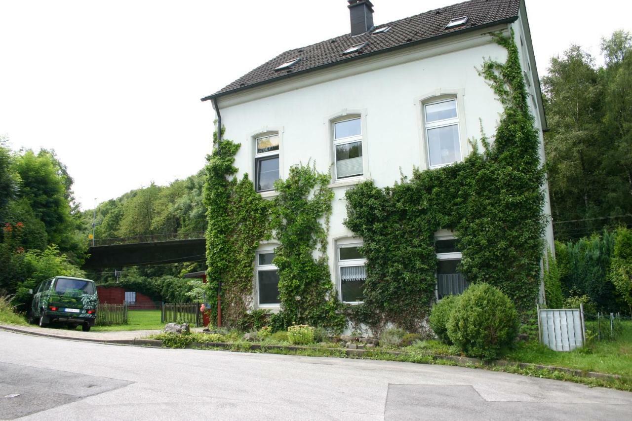 Alter Bahnhof Lägenhet Ennepetal Exteriör bild
